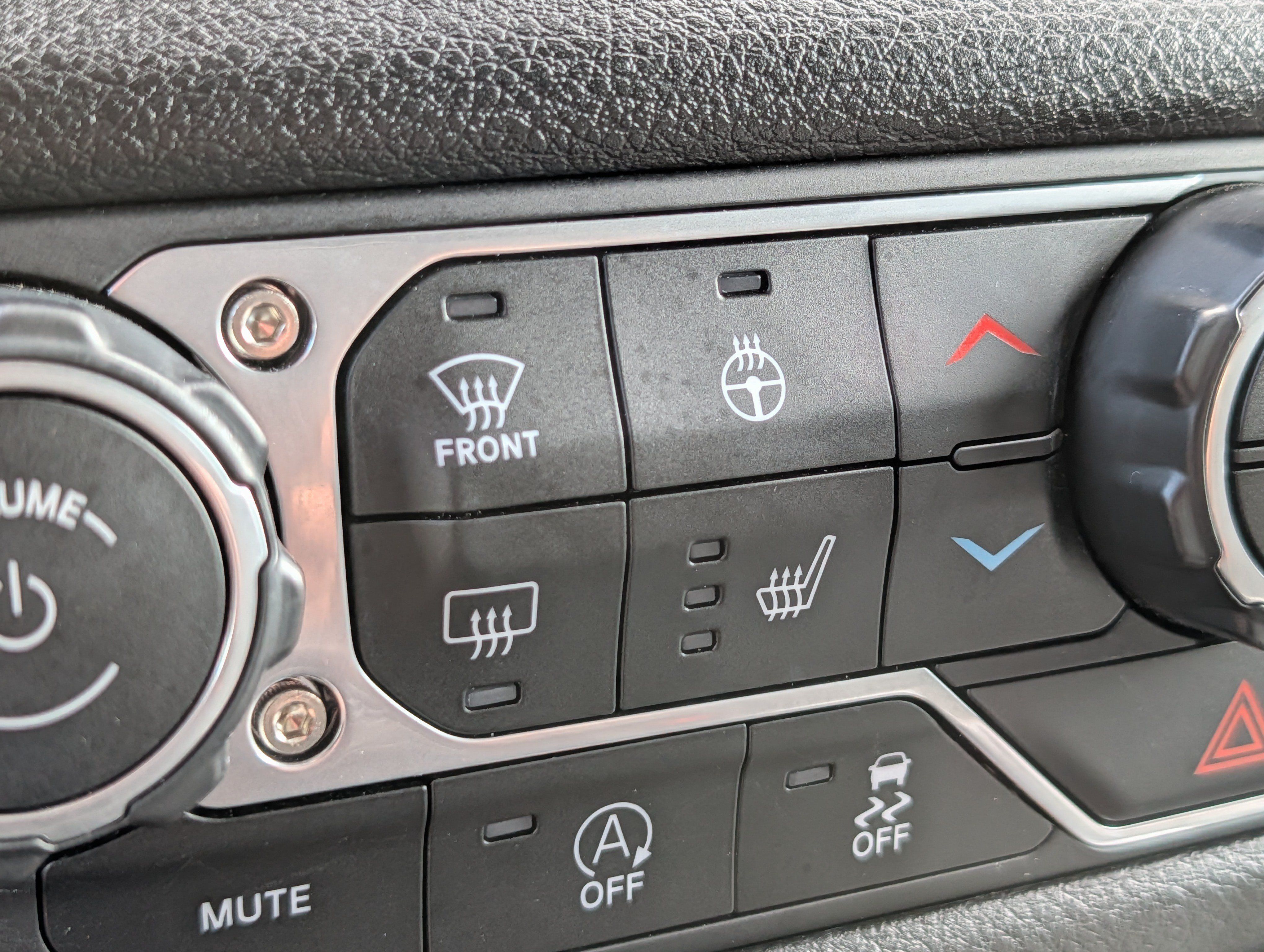 Used 2025 Jeep Wrangler Unlimited Sport AWD/4WD image 28