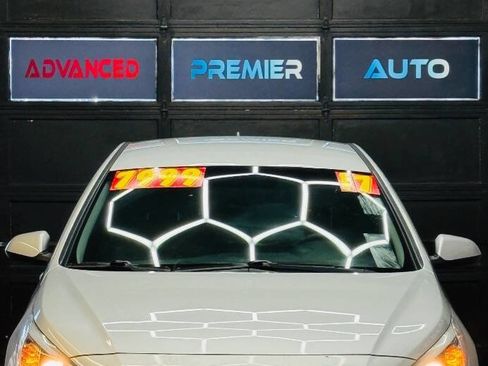 Used 2017 Hyundai Sonata SE image 5