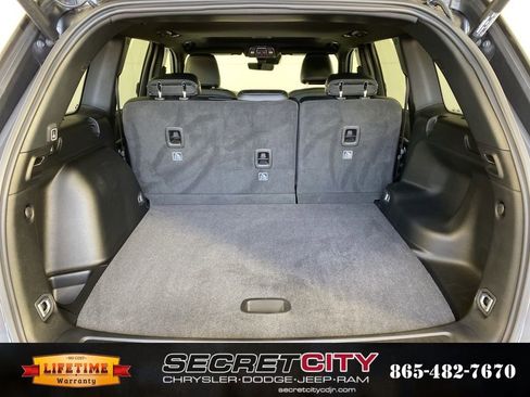 New 2026 Jeep Grand Cherokee Altitude image 29