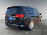 Used 2020 Chrysler Voyager Lxi image 3