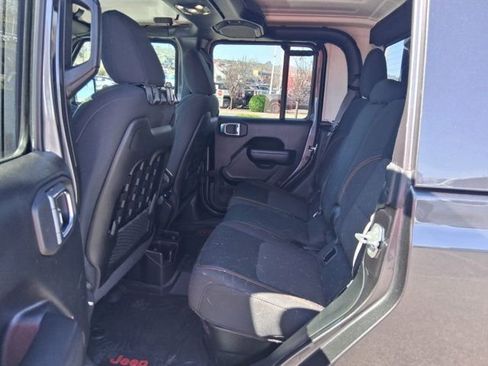 Used 2021 Jeep Gladiator Mojave image 6