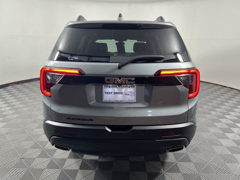 Used 2023 GMC Acadia SLT w/ Elevation Edition FWD image 6