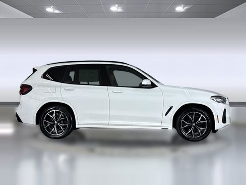 Used 2024 BMW X3 xDrive30i w/ M Sport Package AWD/4WD image 7