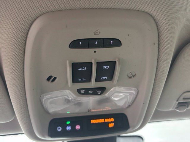 Used 2024 Buick Encore GX Avenir FWD image 33