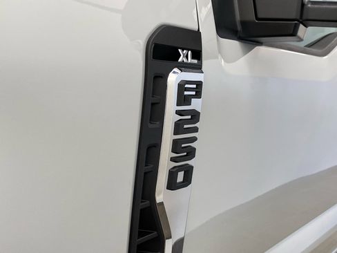 New 2026 Ford F250 XL w/ XL Chrome Package image 8