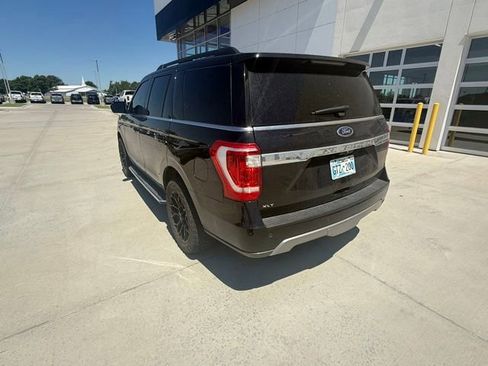 Used 2021 Ford Expedition XLT AWD/4WD image 5