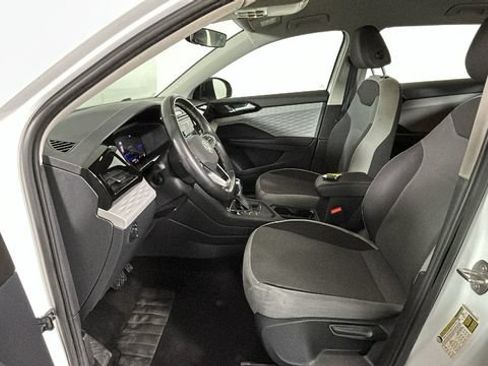 Used 2024 Volkswagen Taos S FWD image 11