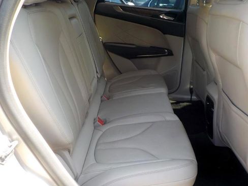 Used 2017 Lincoln MKC Reserve image 35