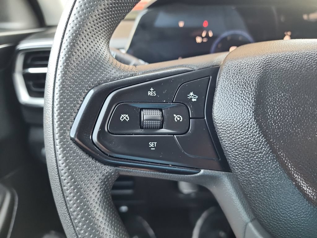 Used 2025 Chevrolet TrailBlazer LT AWD/4WD image 23