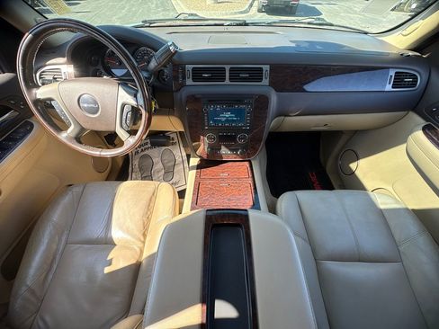 Used 2008 GMC Yukon Denali image 14
