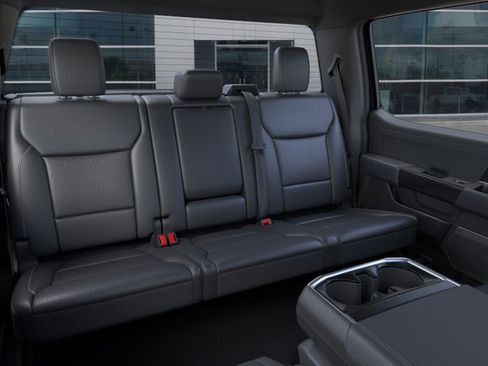 New 2025 Ford F150 Lariat w/ FX4 Off-Road Package image 13