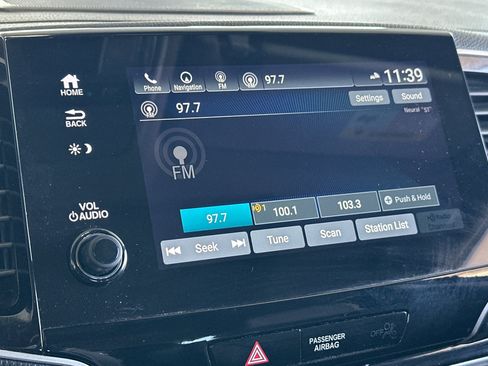 Used 2021 Honda Pilot Touring image 20