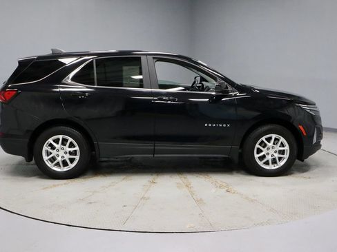 Used 2024 Chevrolet Equinox LT w/ LPO, Floor Liner Package AWD/4WD image 11