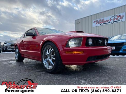 Used 2007 Ford Mustang GT image 1