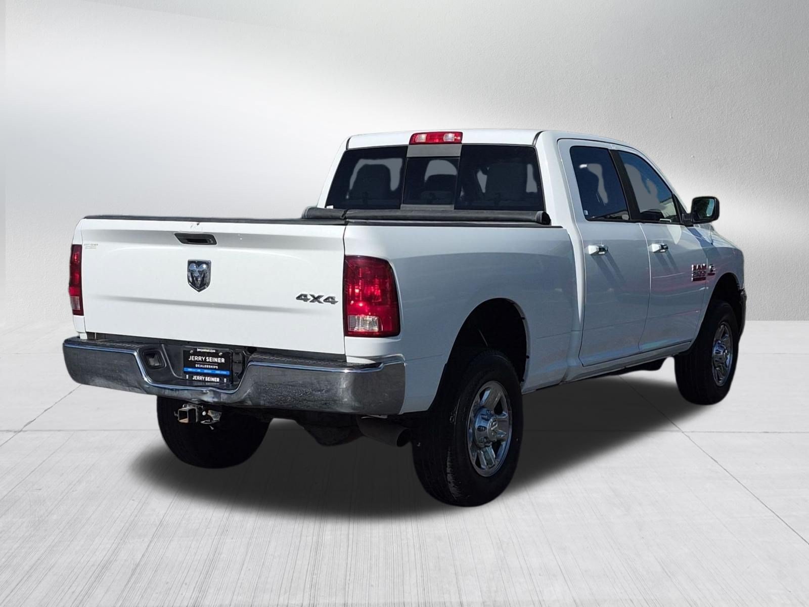 Used 2014 RAM 2500 SLT AWD/4WD image 5