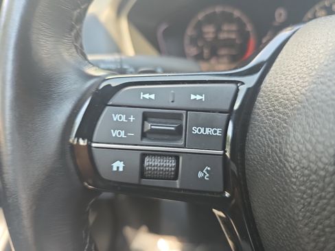 Used 2025 Honda Civic Sport image 16