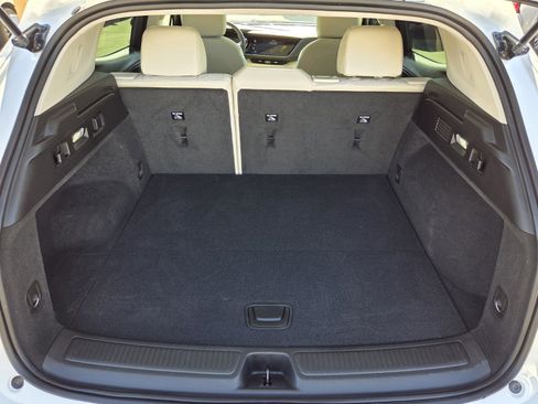 Used 2023 Buick Envision Preferred image 9