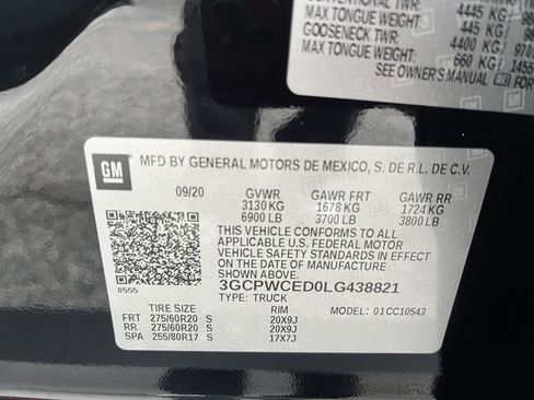 Used 2020 Chevrolet Silverado 1500 LT w/ Texas Edition RWD image 10