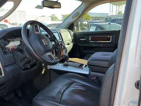 Used 2009 Dodge Ram 1500 Truck Laramie image 4