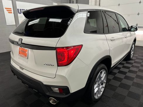 Used 2025 Honda Passport EX-L image 9
