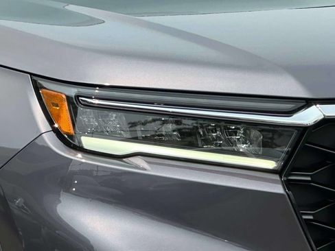 Used 2025 Honda Pilot Elite image 7