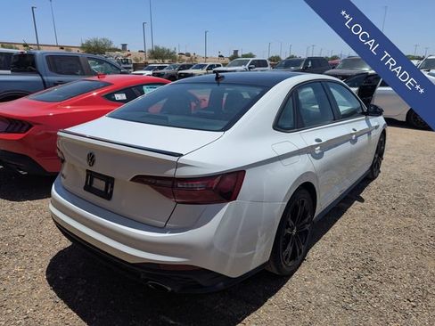 Used 2022 Volkswagen Jetta GLI Autobahn FWD image 8