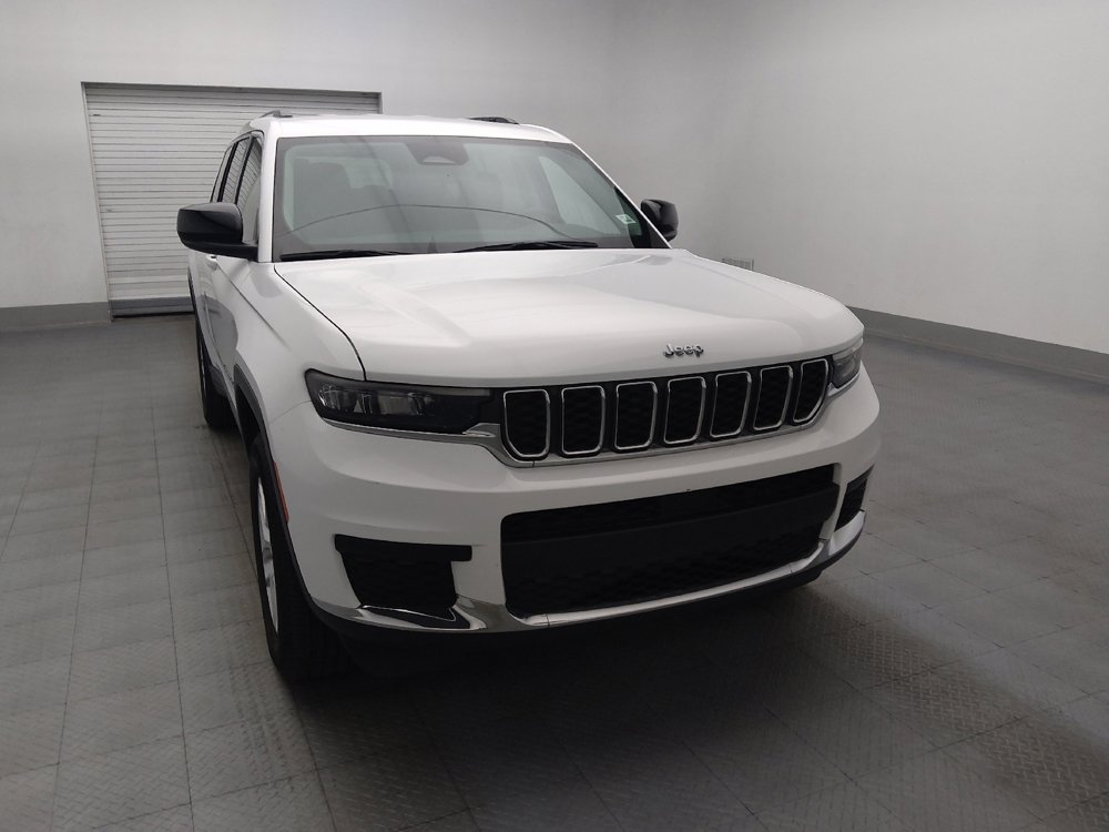 Used 2023 Jeep Grand Cherokee L Laredo RWD image 14