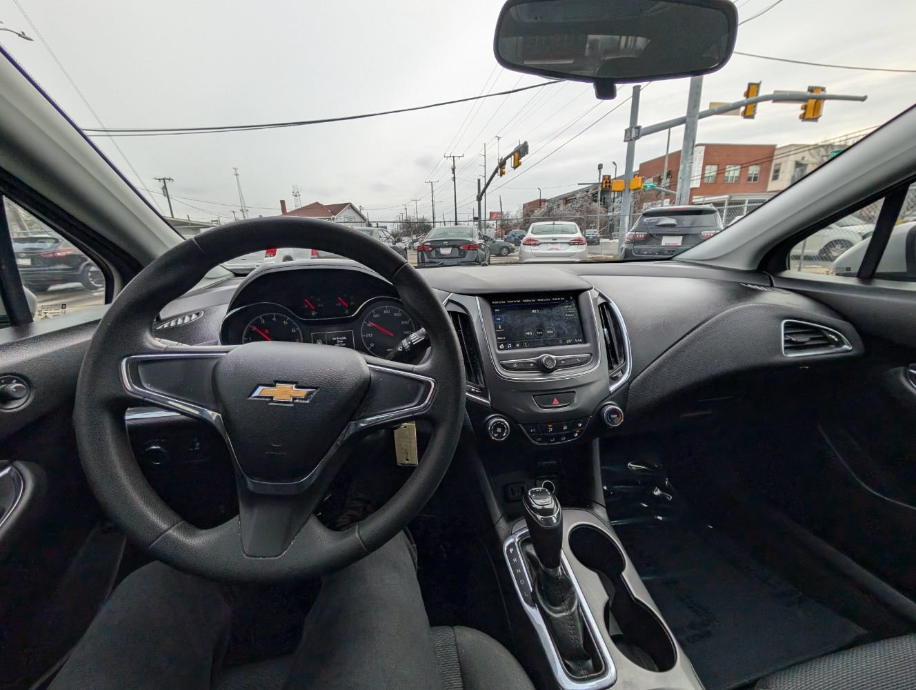 Used 2019 Chevrolet Cruze LS FWD image 21