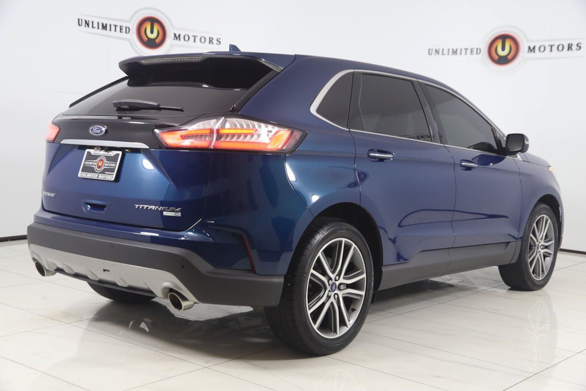 Used 2020 Ford Edge Titanium AWD/4WD image 3