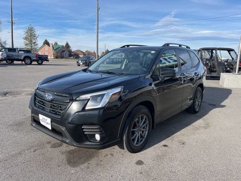 Used 2022 Subaru Forester Premium w/ Popular Package #1 AWD/4WD image 3
