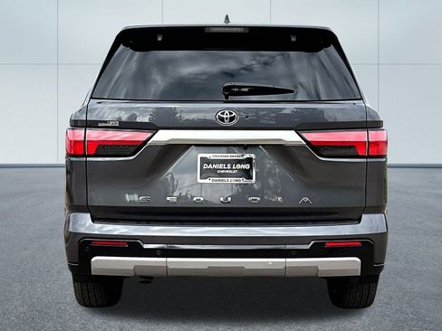 Used 2024 Toyota Sequoia Capstone image 4