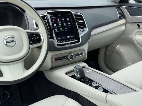 Certified 2024 Volvo XC90 B6 Plus AWD/4WD image 14