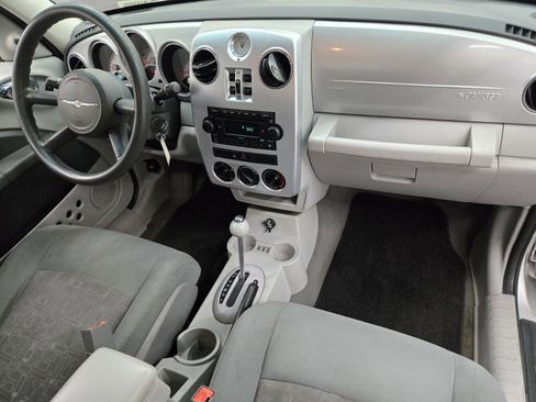 Used 2009 Chrysler PT Cruiser image 13