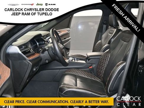 Used 2023 Jeep Grand Cherokee L Summit w/ Luxury Tech Group V image 11