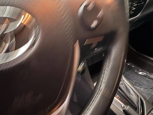 Used 2015 Toyota Corolla S Premium image 24