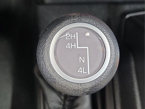 New 2026 Jeep Gladiator Sport image 17