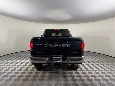 Used 2026 RAM 2500 Big Horn AWD/4WD image 9