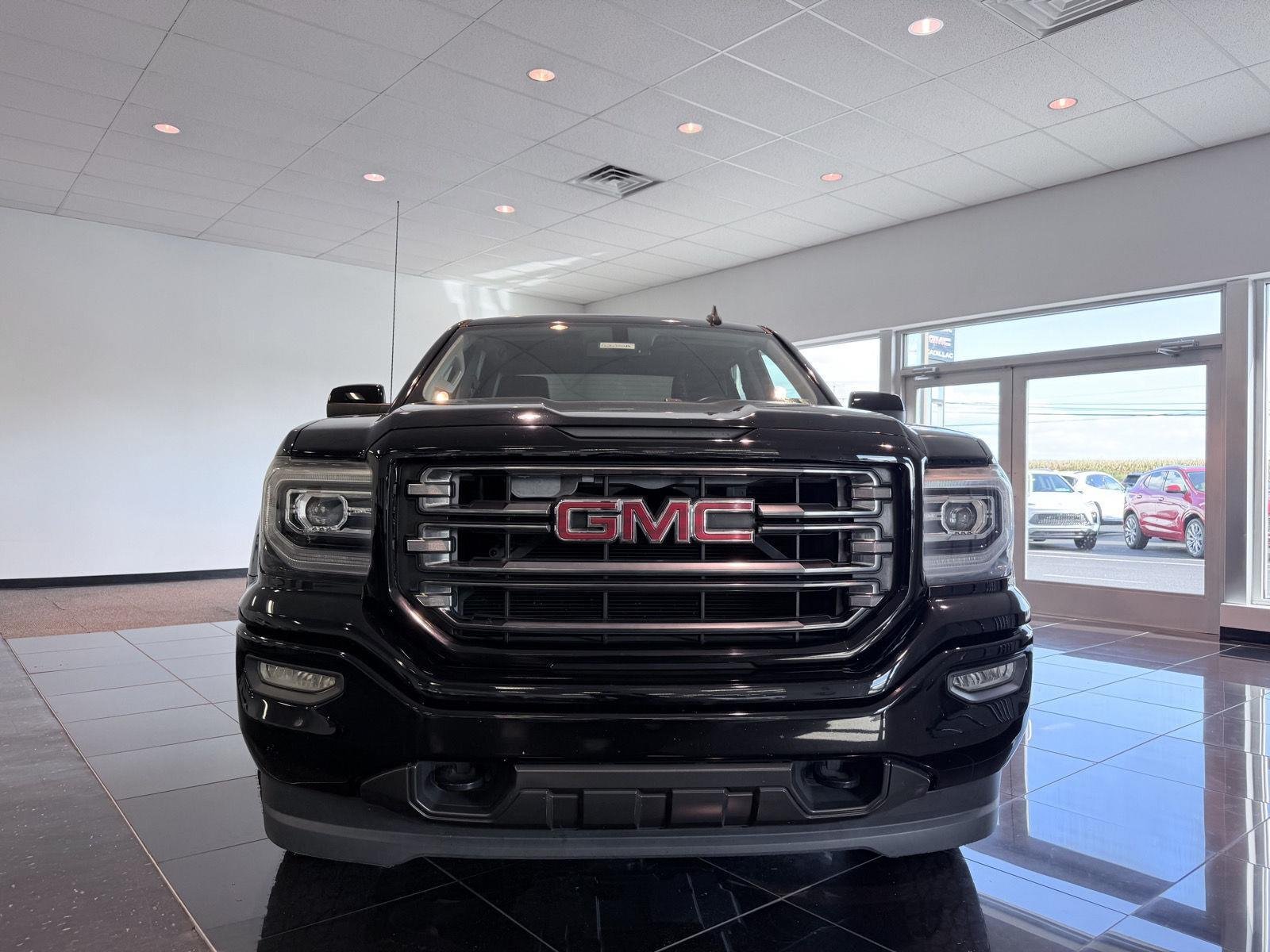 Used 2016 GMC Sierra 1500 SLT w/ All Terrain X Package AWD/4WD image 16