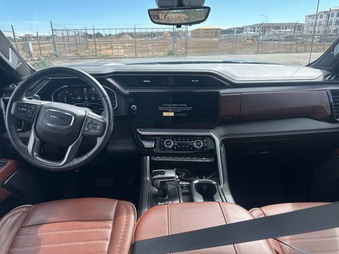 Used 2023 GMC Sierra 1500 Denali Ultimate image 9
