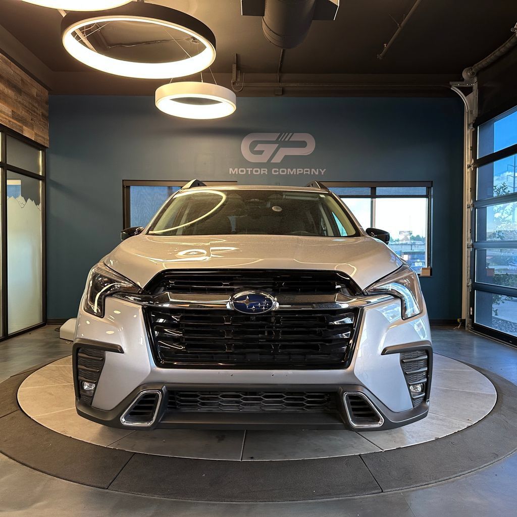 Used 2024 Subaru Ascent Touring AWD/4WD image 8