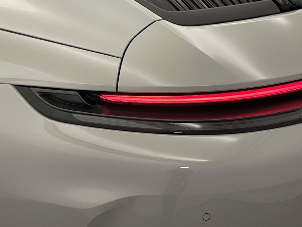 Used 2026 Porsche 911 Carrera RWD image 16