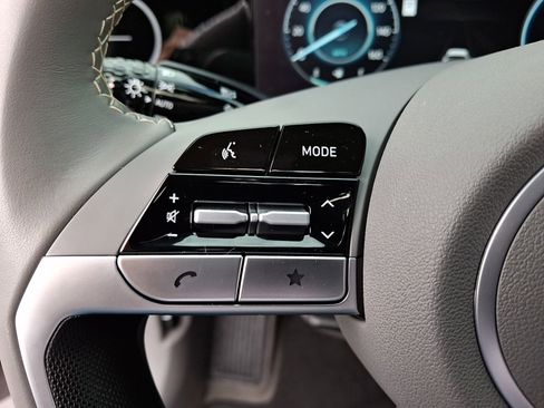 Certified 2024 Hyundai Elantra SEL w/ Convenience Package image 22