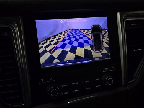 Used 2018 Porsche Macan image 28