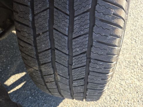 Used 2022 GMC Yukon XL Denali image 16