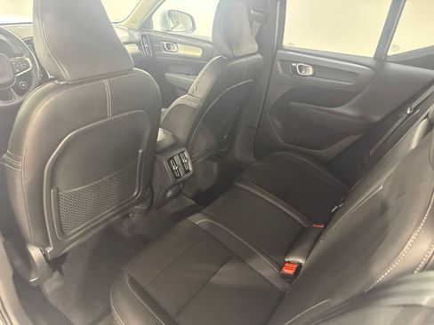 Used 2020 Volvo XC40 T5 Momentum AWD/4WD image 20