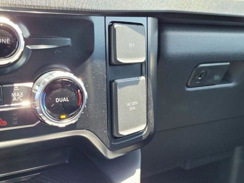 New 2025 Ford F350 Platinum image 24