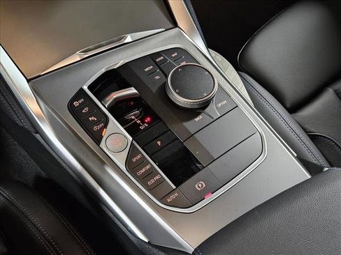 Used 2026 BMW 230i Coupe w/ Premium Package RWD image 11
