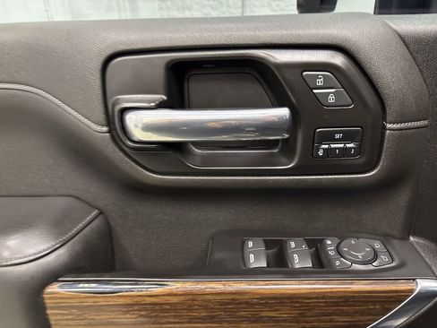 Used 2022 Chevrolet Silverado 3500 High Country w/ Z71 Off-Road Package image 15