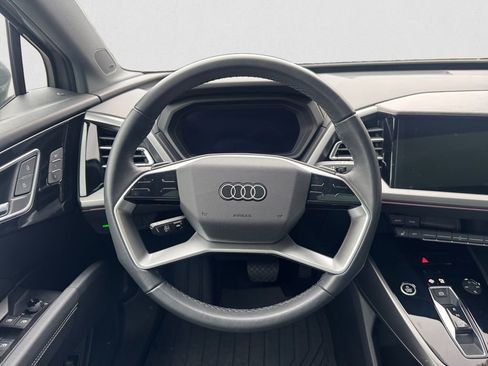 Used 2023 Audi Q4 e-tron Premium Plus w/ Premium Plus RWD image 12