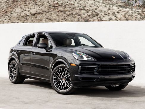 Certified 2021 Porsche Cayenne Coupe image 9
